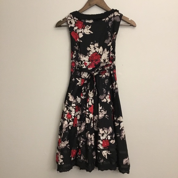 Hot Topic Pinup Rockabilly Rose Corset Dress Size SM - Picture 3 of 13